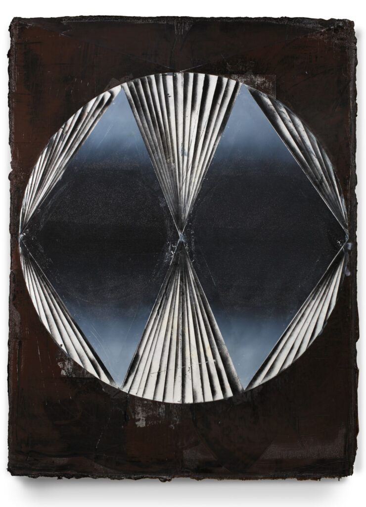 UNTITLED (body and horizon IV), 160 x 120 cm, oil and paper on canvas, 2014