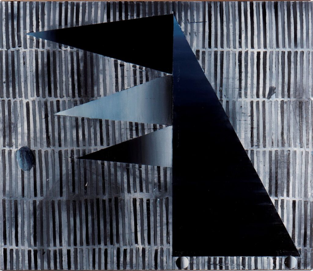 Half-forgotten statue, 210x180cm, oil on canvas, 2011